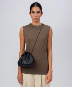Eastendvogue.shop70ff4177bc 2