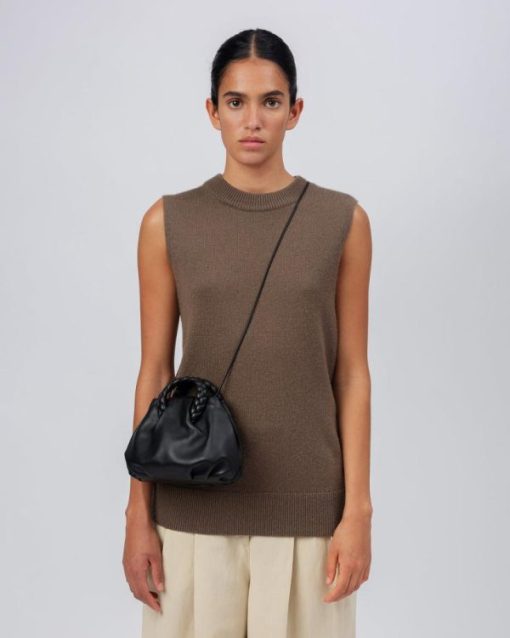 Eastendvogue.shop70ff4177bc 2