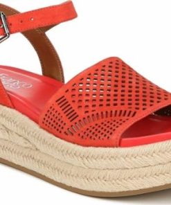 Eastendvogue.shop4225efbd64 1