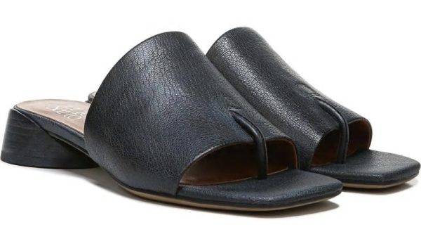 Eastendvogue.shop5c102ed066 2