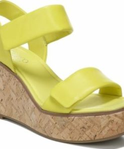 Eastendvogue.shop6101c2fa96 1